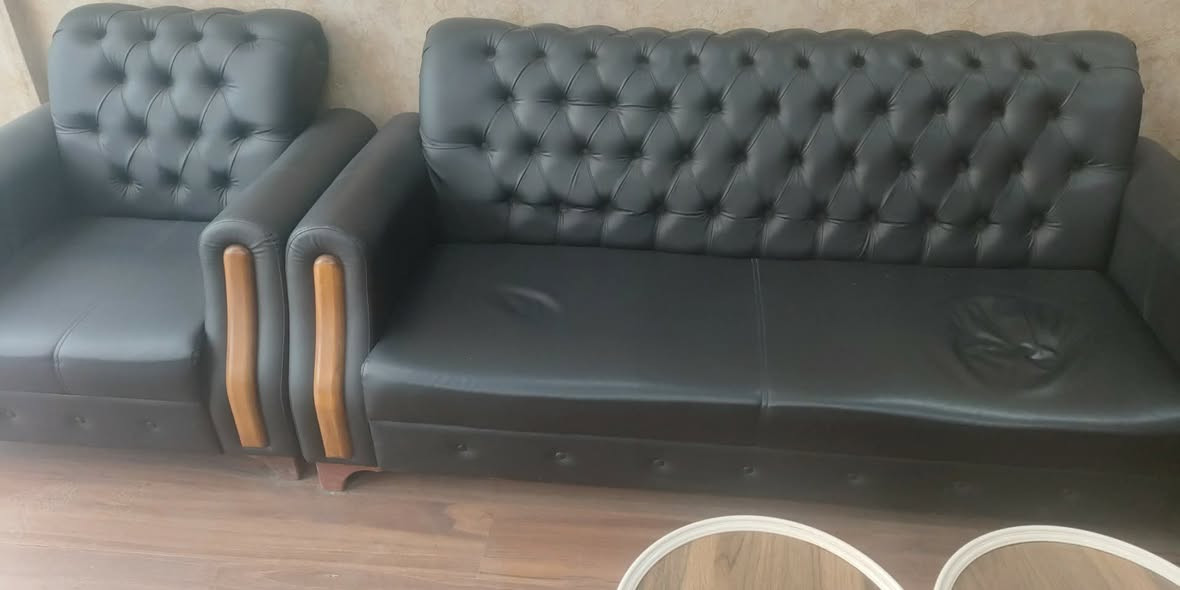 غراض مكتب كامل جدد من فاانا


**إذا كنت صاحب هذا الإعلان وتريد حذفه لأي سبب، رجاءا أرسل رسالة إلى الدعم الفني**