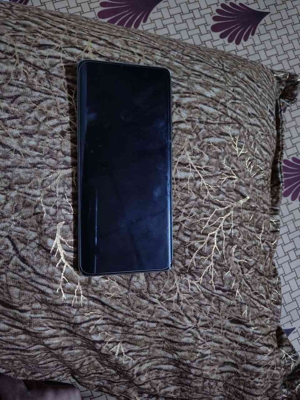 ريلمي 11برو بلص فايف جي ذاكره 512 رام 12+12 بوبجي 60فريم جديد لوك جلخ مابي ابيعك شرط من باب البيت أذه مفتوح اوبي خلل يرجع السعر 250يده بلاغراض
***********
***********
