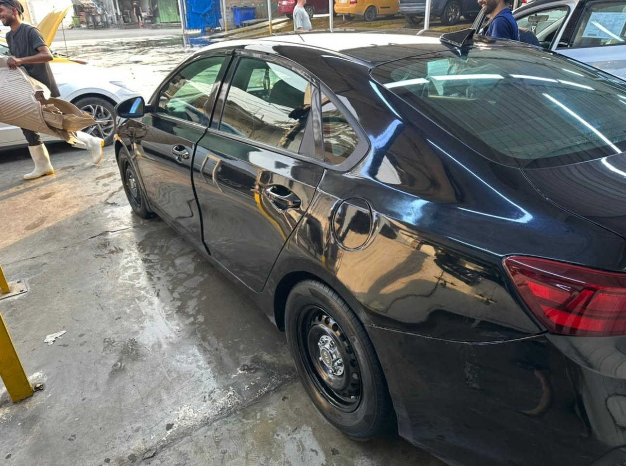 للبيع فورتي موديل 20.. السعر 120 ورقه وبيه مجال وارد أمريكي 3️⃣ قطع.. محرك 2000 دوش.. للاستفسار الاتصال ***********..
بغداد
