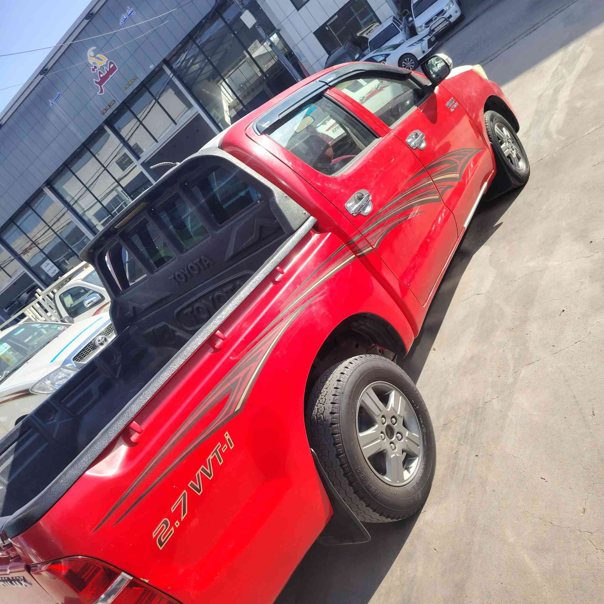 ٢٠١٣ جيهان رقم أربيل دولي سنويه. توها مخلصه محرك شركه مامفتوح بيها جاملق مبدل صبق وبيها ٣ مكانات بارد الباقي مكفول  شاصي ١٢  السعر ١٦٠ وبها مجال قليل الاتصال *********** ولموشراي لايتصل ملاحظه  بدون مراوس بفلوس فقط  ١٦٠ مكان السياره أربيل
