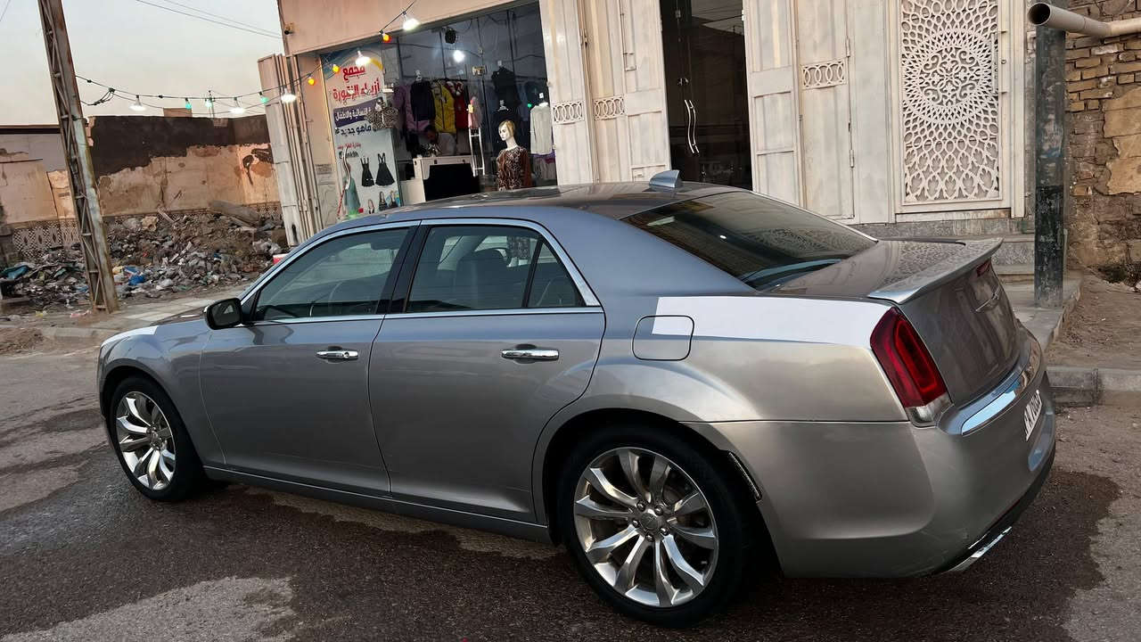 سلام عليكم اوباما مديل 16 معلايه 22 سي فول كشن حضن تبريد برده وره مواصفات اهواي بيها صبغ جملغ لخلفي فقط سياره بسمي تصال او خاص ***********
