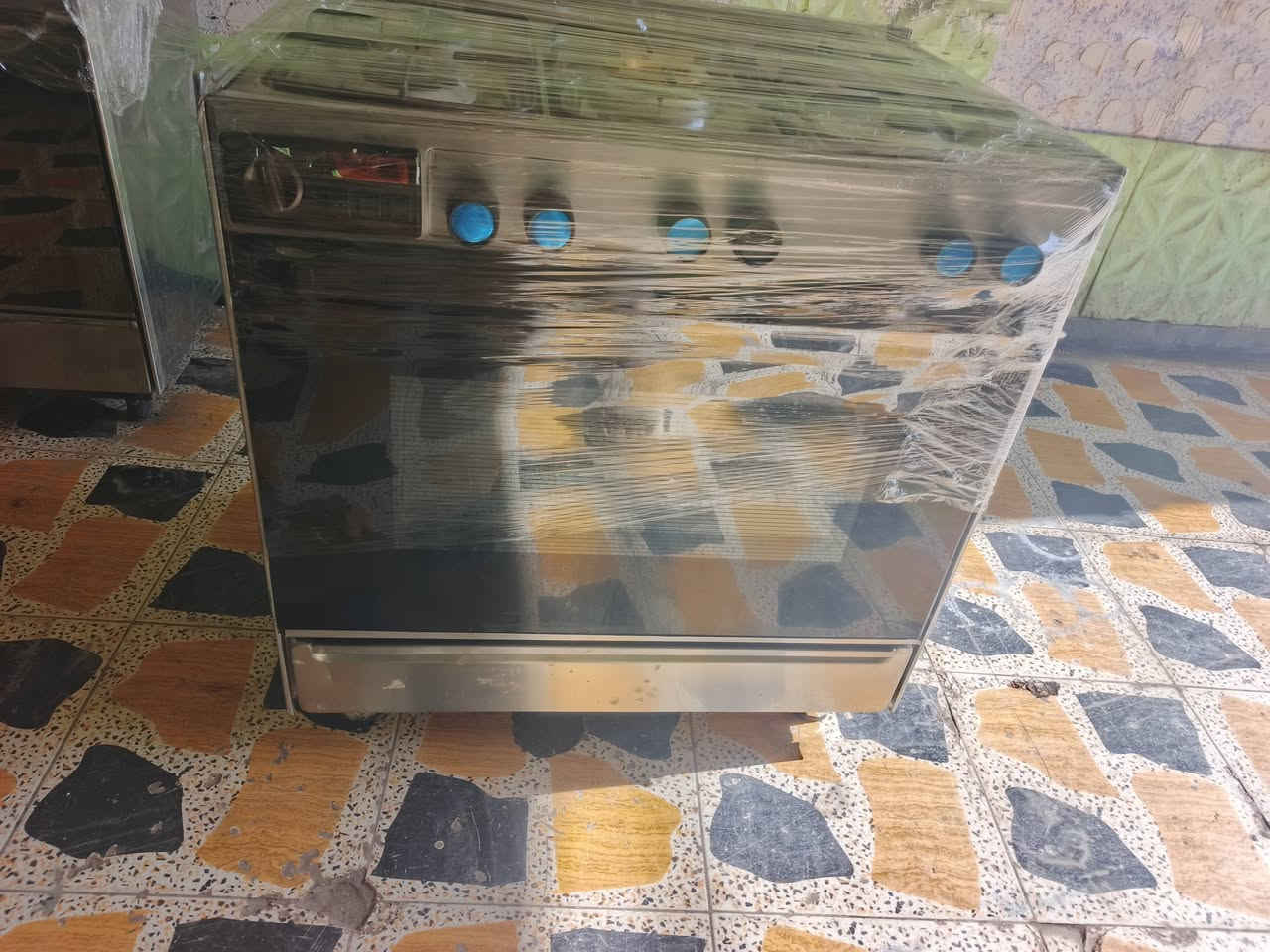 عشتار مجدد بل كامل ضمان شهر سعر 150وبي مجال واني بل خدمه
***********
