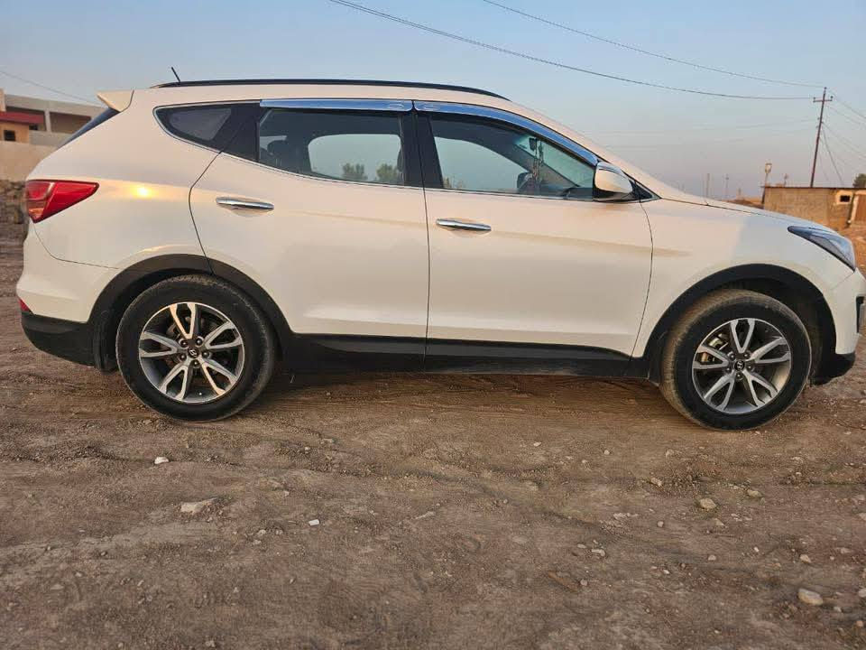 سنتافي
موديل 2014 

بيها صبغ فقط اصبعين اسفل لايت امامي 

والباقي مكفول عن كل شئ 

والرقم أربيل 

مكفول من كلشي سنوية مجدد 

2029 استفسار اكتر اتصال ***********

يصير مروسها مع تويتا سينا
