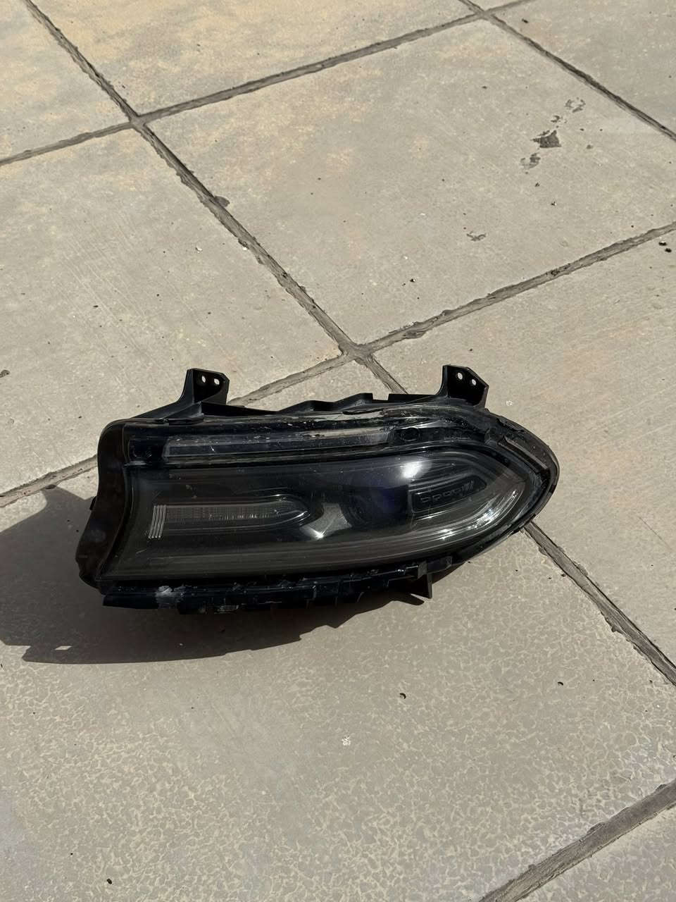 زوج لايتات دوج جارجر مديل 15 وفوك اصليات وكالة مال تفصيخ لد شغال مازدات بلاديات مكاني بصرة شارع الوفود دويد
للاستفسار ***********
