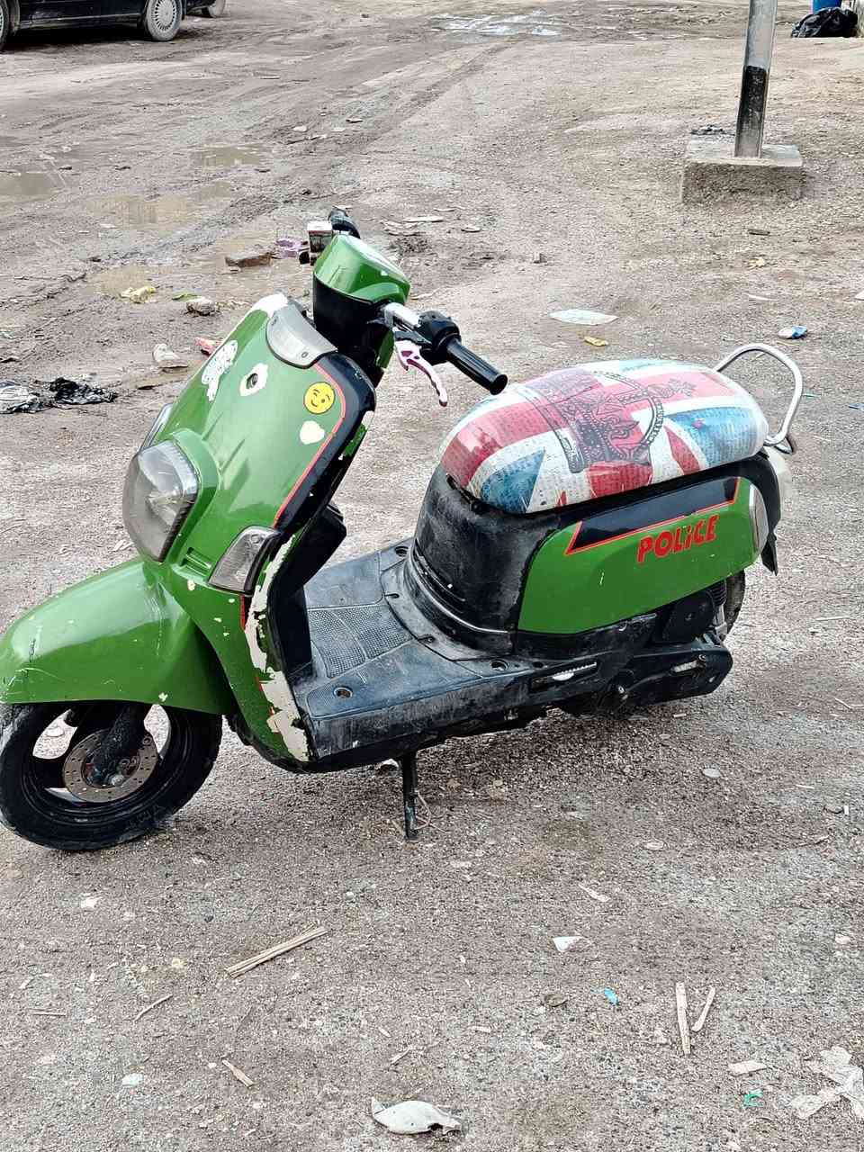 بوليس للبيع بسعر مناسب
عوزها ترتيب كهربائيات كلها الدراجه شغاله وخرسه
مكاني زديناويه يم الشركه الهنديه مال المعدان
***********

السعر ٣٧٥ وبيها مجال الشراي
