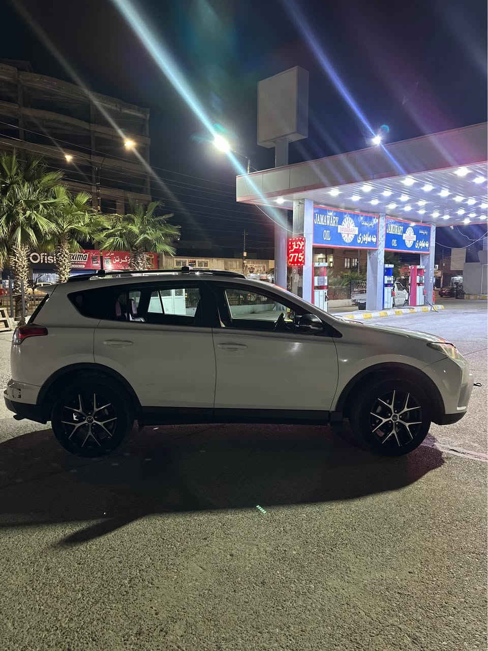 رافور 2016 
فول مواصفات 
كير و مكينه بشرتن 
بوستك صبغي سه ري بوندي 
700 دولار غرامه سه ره 
سعر 158
*********** زاخو, دهوك
