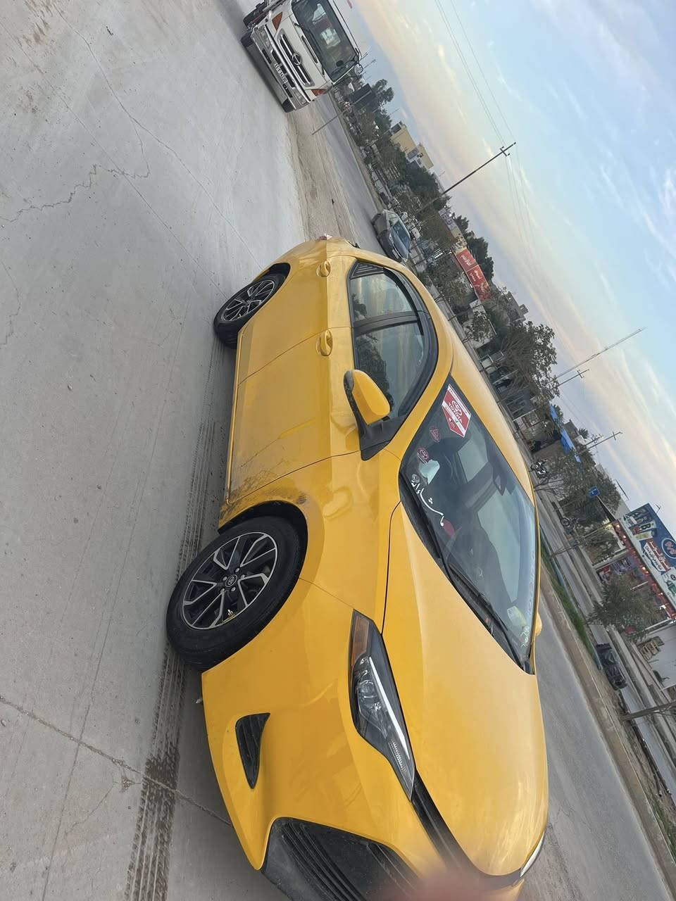 سلام عليكم كورلا 14 مبدل  محدث 19 كامل لايتات ابلادي ضربته بجم تعمير 1 على 1  منظومه غاز عليه جديده قبل 5 ايام شاده وياهه كارت ضمان   سعر 107 وبيه مجال حك الجيه. 
***********
