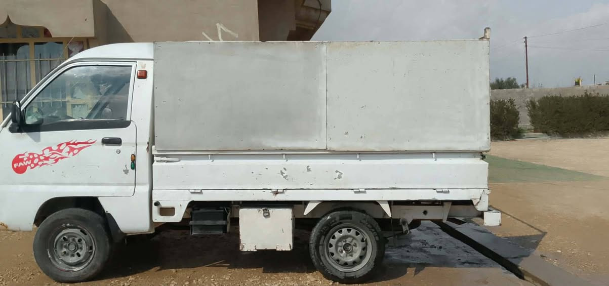 كيا للبيع سعره 14 ورقه
***********
