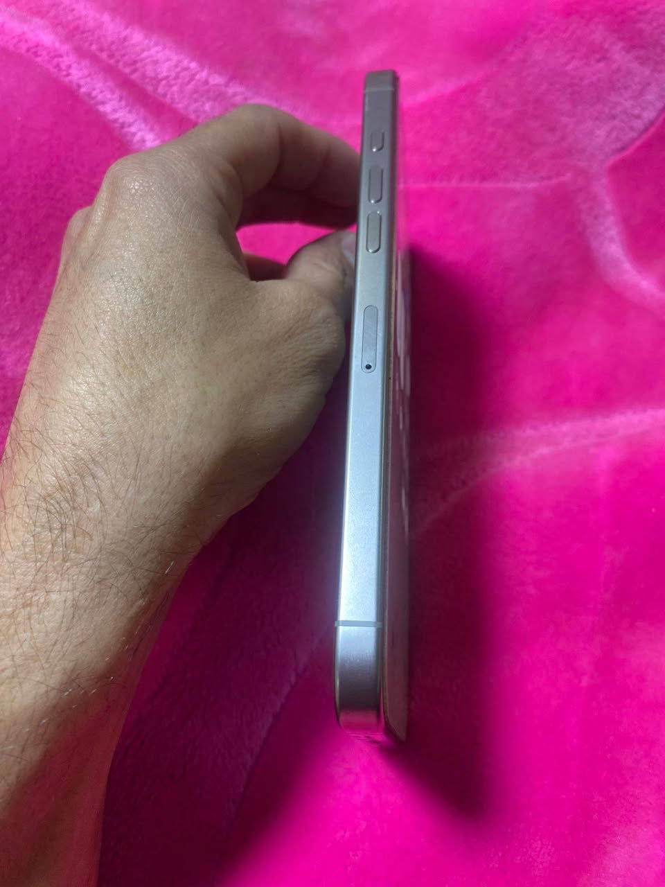 السلام عليكم
آيفون 16 برو ماكس
لون تيتانيوم  
بطاريه 🔋100 
ذاكرة 512
شرق اوسط عربي 
ماستر AEA 
نموذج m
شخط واحد مبي 
واذا بي شاخذ واحد تاخذه بلاش 
مكفول كفاله عامه من فتح وتصليح 
كامل ملحقات
السعر /  مليون 600  الف وبي مجال قليل كلش
العنوان بغداد الشيخ عمر
شراي اتصل ***********
