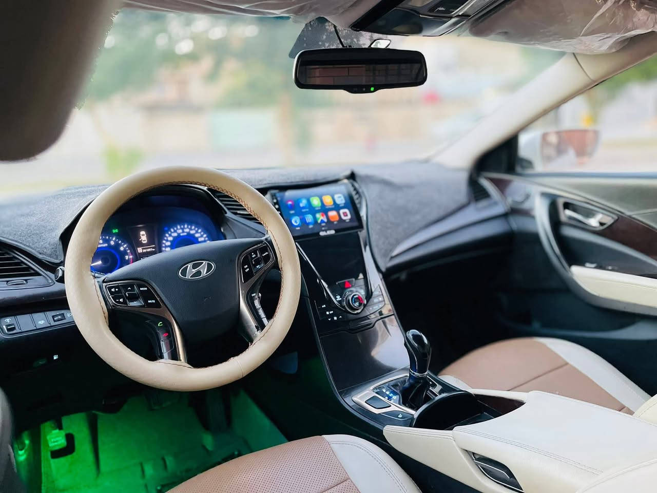 السلام عليكم ازيراه موديل 2013 خليجي. 6مكينة 3500 بية جاملغ   بيه مكانات صبغ ابيع حزام  رقم اربيل دولي تحويل او وكاله سيارة فول مواصفات ما عده بنرما حساس خلفي تحكم ستيرن كامره كشنات جلد  جاهزه سياره من كلشيي
مكان سيارة كربلاء المقدسة طريق نجف كربلاء عمود840
السعر 115 بيه مجال
 اتصل رقم ‏‪0782 646 3548‬‏
الرجاء مكلف بلنشر اتصل وتدلل
