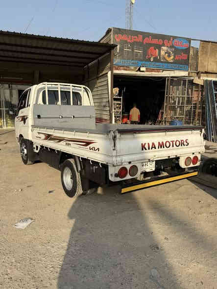 سلام عليكم كية فحل للبيع  بغداد مديل 2015 بيهة البنيد امبدل بيهة صبغ مكان الماسحات السيارة تخم تاير كبل لشغل والسعر 118 اوبيهة مجال لاستفسار اكثر اتصل ***********
