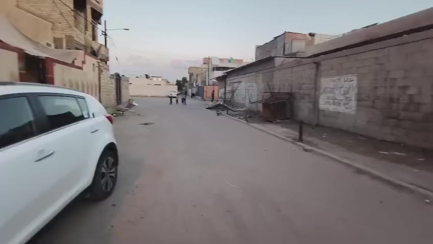 سلام عليكم بيت للبيع لمساحه 144 مطبخين حار وبارد بناء حديث لطابق لثاني بي 2 غرف نوم وصحيات
شارع عريض كبال مدرسه 📌 بغداد مدينت لصدر قطاع 15 بيع مستعجل لل استفسار رقم لتصال***********
