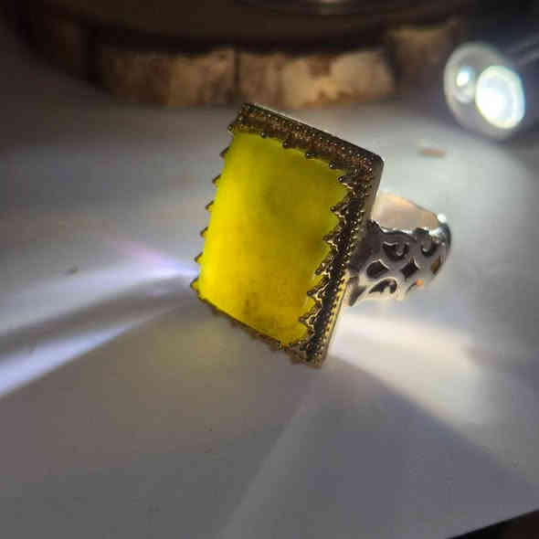 الحجر المظلوم ( ذو المنافع الكثيرة )
نافع لمرضى القولون _ للكلى _ للهدوء النفسي 

اليشم اليماني الطبيعي "اليمني" الأصيل
 فضة متينة عيار 930 / تاج نحاس نقي
حجم الفص راهي 
قياس الخاتم 22 _ 23 

للإتصال و المراسلة***********
🚗 خدمة توصيل كل مناطق العراق
💳 كارت ضمان (أصالة المنشأ & غير معالج )
📍 الكوفة _ شارع كوفة نجف الرئيسي _ مأكولات خوخة _ داخل فرع المطعم بغداد
