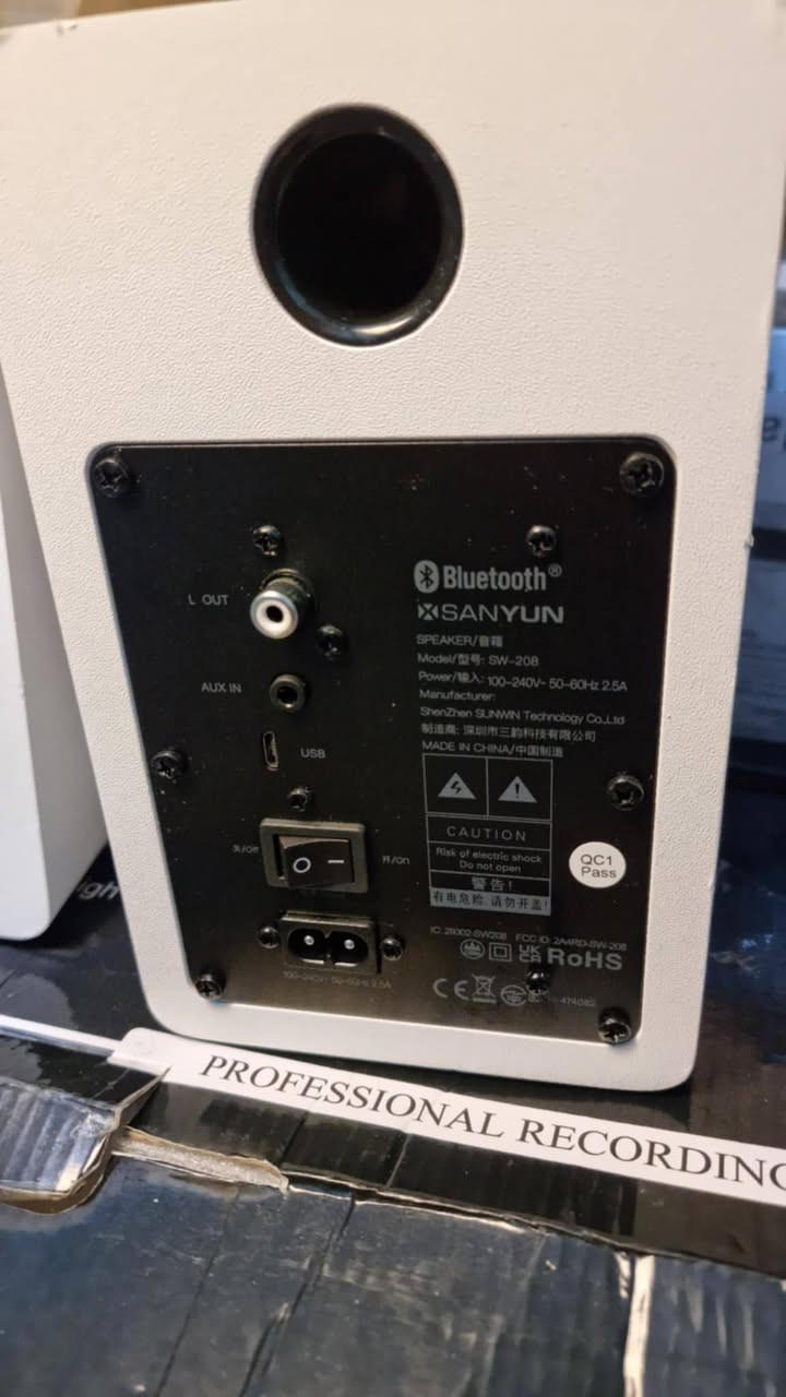 سبيكرات يشتغلن ويفصلن ابيعهن ع وضعهن بدون كارتون ((فحم؛))


**إذا كنت صاحب هذا الإعلان وتريد حذفه لأي سبب، رجاءا أرسل رسالة إلى الدعم الفني**