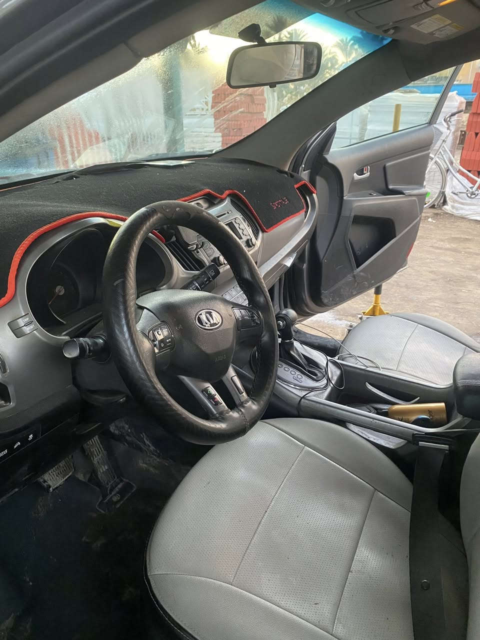 سبورتج 16 وارد امريكي محرك GDiرقم بغداد بسمي 
السعر 140 وبيه مجال 
مكان السيارة بغداد قضاء المدائن 
السونار مرفق مع الصور
***********
