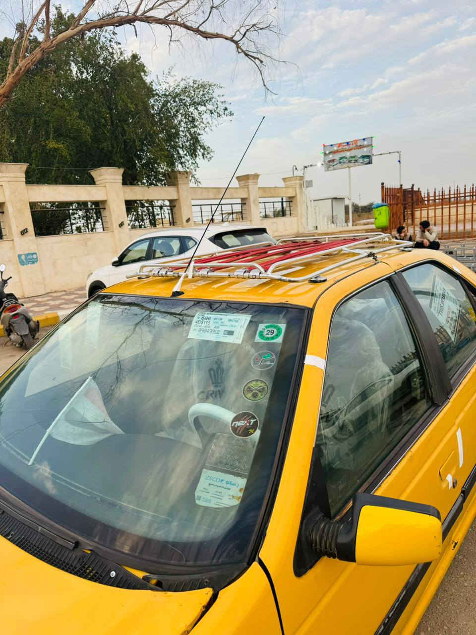 للبيع بيجو بارص موديل 2015
كفاله ضربه وصبغ ما عدا لتكيلات 

مصفرا هيئه وغرامه 

تخم تاير وحداده وباتري جديد

كهربائيات كله شغال

سنتر لوك قفال

مكينه وكير كفاله  بيهه مكينه لمسكر ولجناي يعرف لمسكر 

المكان البصرة قضاء القرنه

السعر 32 

لتصال ***********
