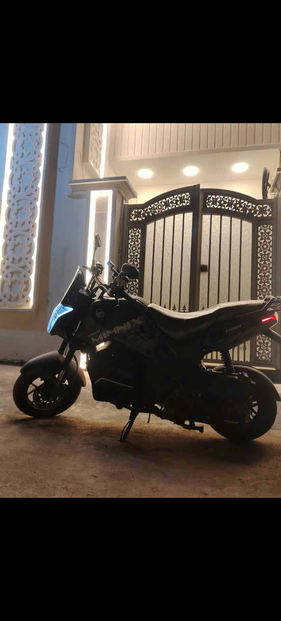 السلام عليكم
دراجه 150cc   minx  للبيع
 اخذتها قبل كم شهر من عجلة الخليج ماشيه 6000 يعني بعدها جديده الدراجه نظام بطح بس صغير كير اوتو 
دراجه رقم وسنويه
 بازين بس محسن ودهن من الشركه
سعرها مليونين وربع 
 التفاصيل أكثر اتصل ***********
