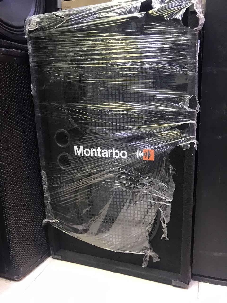 مجوعه من سماعات اصليه امريكي وانواع اخرى لبيع *********** توصيل موجود
