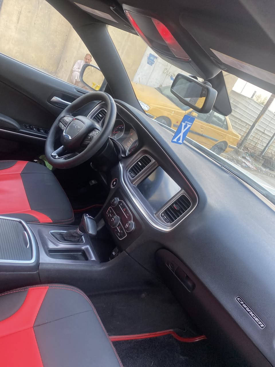 سلام عليكم جارجر مديل 2018 ادوات كصه كفاله مكينه وكير وحداديه تبريد ثلج مكينه 360 مكان سياره البصره رقم الهاتف *********** واتساب موجود السعر 78
