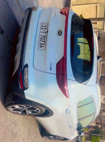 سبورتج 2019 GT فول مواصفات  مشاية 92 الف مكفولة منل صبغ بيها بارد فقط بين لبابين مكينة وكير بلادي ممفتوحات 
جاهزة مابيها اي نقص 
سعر 207 وبيها مجال بسيط 
***********
