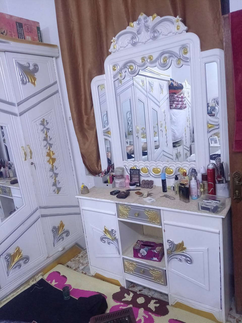 بعدها نضيفه صار 6 اشهر من اخذتها وريد بيعها لئن اريد اشيل اريدها ٨٠٠ قفل مكاني حي اور مقابل السنتر ***********
