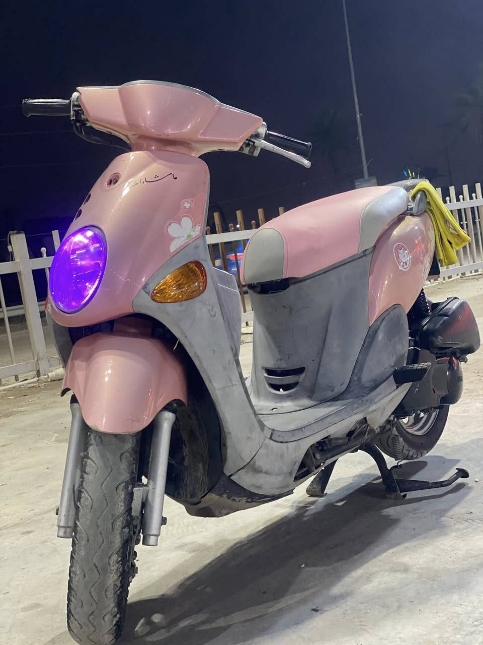 السلام عليكم فله شوفت عينكم الدراجه نضيفه صارلهه فتره من نزلت من معرض الحمداني البكريله الدراجه نقصه هاي التريشه الجوه وشخوط بل كفر والباقي شوفت عينكم السعر ٨٥٠وبيه مجال بسيط او مراوس ب عدله واخذ فرق العنوان بغداد مدينه الصدر ***********
