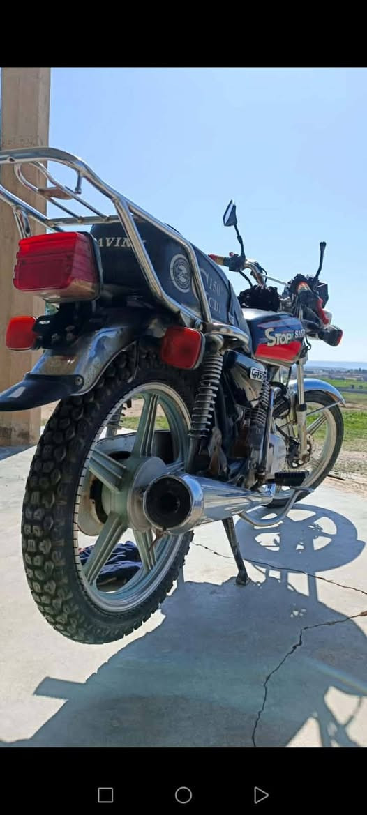 السلام عليكم موطور للبيع سافين موديل 21 بعدو وضع شركه السعر ول الاستفسار خاص او عل رقم الهاتف ***********
