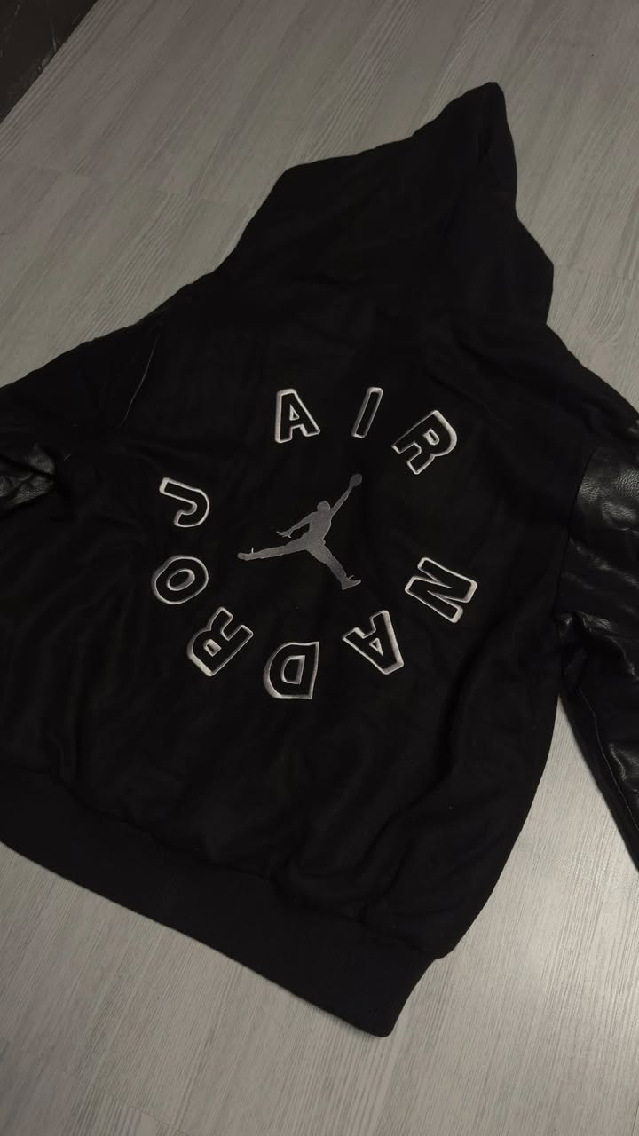 Air Jordan
قطعه جديده كوبي ماستر اعلى كوالتي
قياس xl 

بعدها بالليبل

نظافتها 100%

سعرها ب 25 الف


**إذا كنت صاحب هذا الإعلان وتريد حذفه لأي سبب، رجاءا أرسل رسالة إلى الدعم الفني**