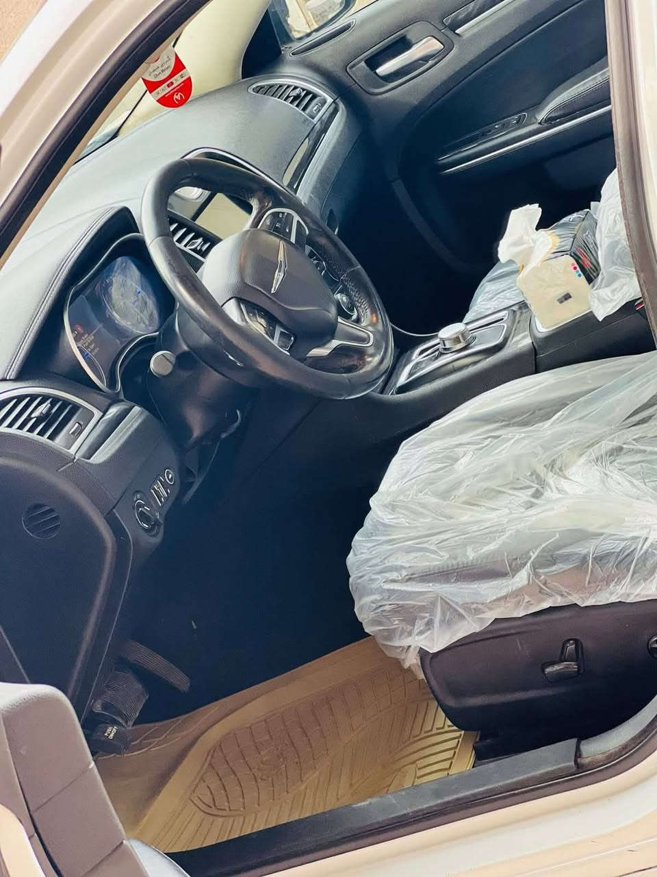 السلام عليكم للبيع سياره ابامه مديل 16 اصل بنو راما ومكينه وكير وتخم تاير وتبريد وحداديه صور الحادث موجوده ولسونار موجود ويه الصور السياره بأسمي ورقم بصره انكليزي وعنواني بصره بيع مستعجل السعر 190ورقه ورجائاً الاتصال بهاذه الرقم ***********
