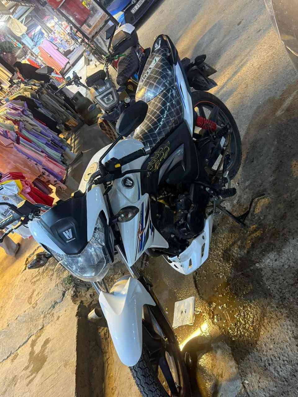 هاوجي موديل 23 مسجل 
دراجة جديد ماماشي بعدة جديد
عنوان شارع ام عمار
اتصال  او واتساب متواجد ***********
