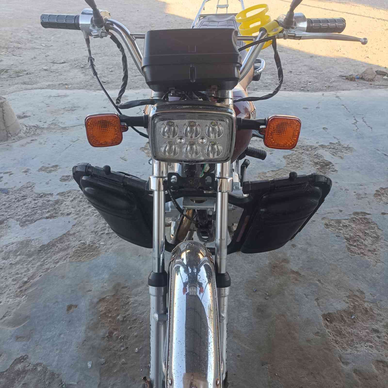 السلام عليكم للبيع نامة برو موديل 20 كاملة مابيهة نقص للاستفسار الاتصال على ***********
