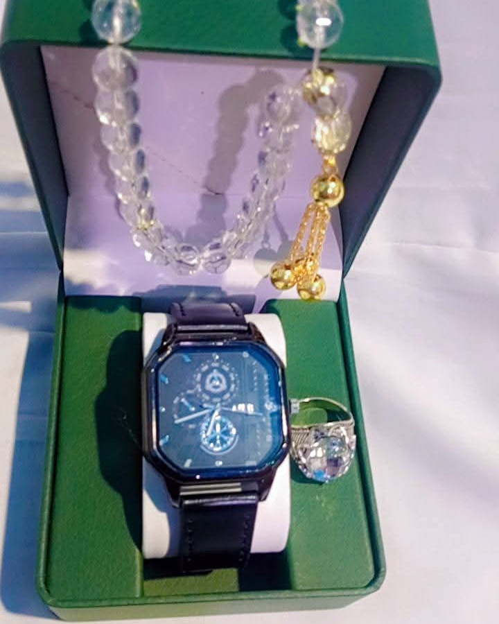 عبر عن حبك لها بهدية مميّزة 💝
تخفيضات رأس السنة على جميع الموديلات
🔥 التوصيل 5جميع محافظات لعراق 

سيت كامل مع العلبة

للحجز والاستفسار:
واتساب ***********
