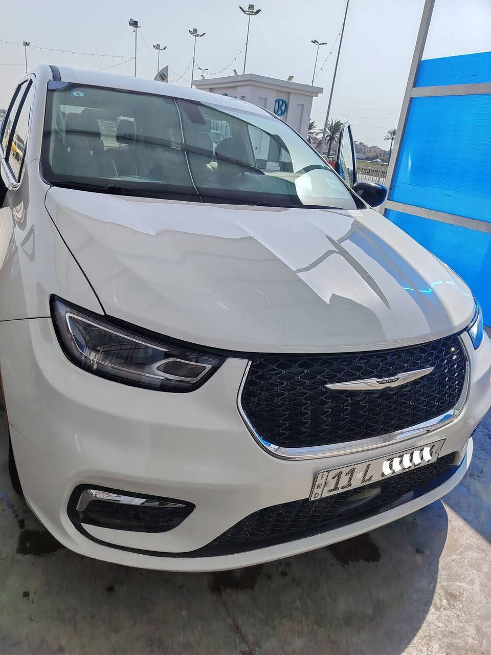 السلام عليكم باسفيكا فيوجر للبيع موديل 2022 ابيع على السونار موجود بالمنشور السعر 175 وبيهه مجال بسيط مكانهه بغداد ماشيه 36 الف كيلو متر رقم بغداد *********** +ملاحضه السياره غاز وبانزين
