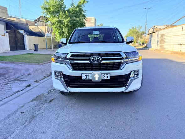 السلام عليكم
لاندكروز 2021 بحريني اصلي مكفولة كفالة عامه ماشية 93 الف فول 1/1
مواصفاتها
8 ايرباكات 
كشن 3 حركات
3شاشات 
كشنات جلد
رقم بغداد دولي 
تحويل ثاني يوم
السعر 580$ وبيها مجال بسيط للاستفسار الاتصال
***********
