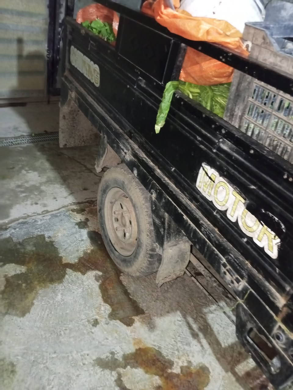 سلام عليكم ستوته البيع موديل 14 ستوته نضافه 80 /100 الله شاهد ستوته نضيفه وما مغسواله تعال شوفه ومرزوقه الله شاهد وراق ستنساخ  سعر قفل قفل رجاءا بدون حراج إذا ماعجبك المنشور عبر المنشور 1000قفل تواصل ***********/***********
