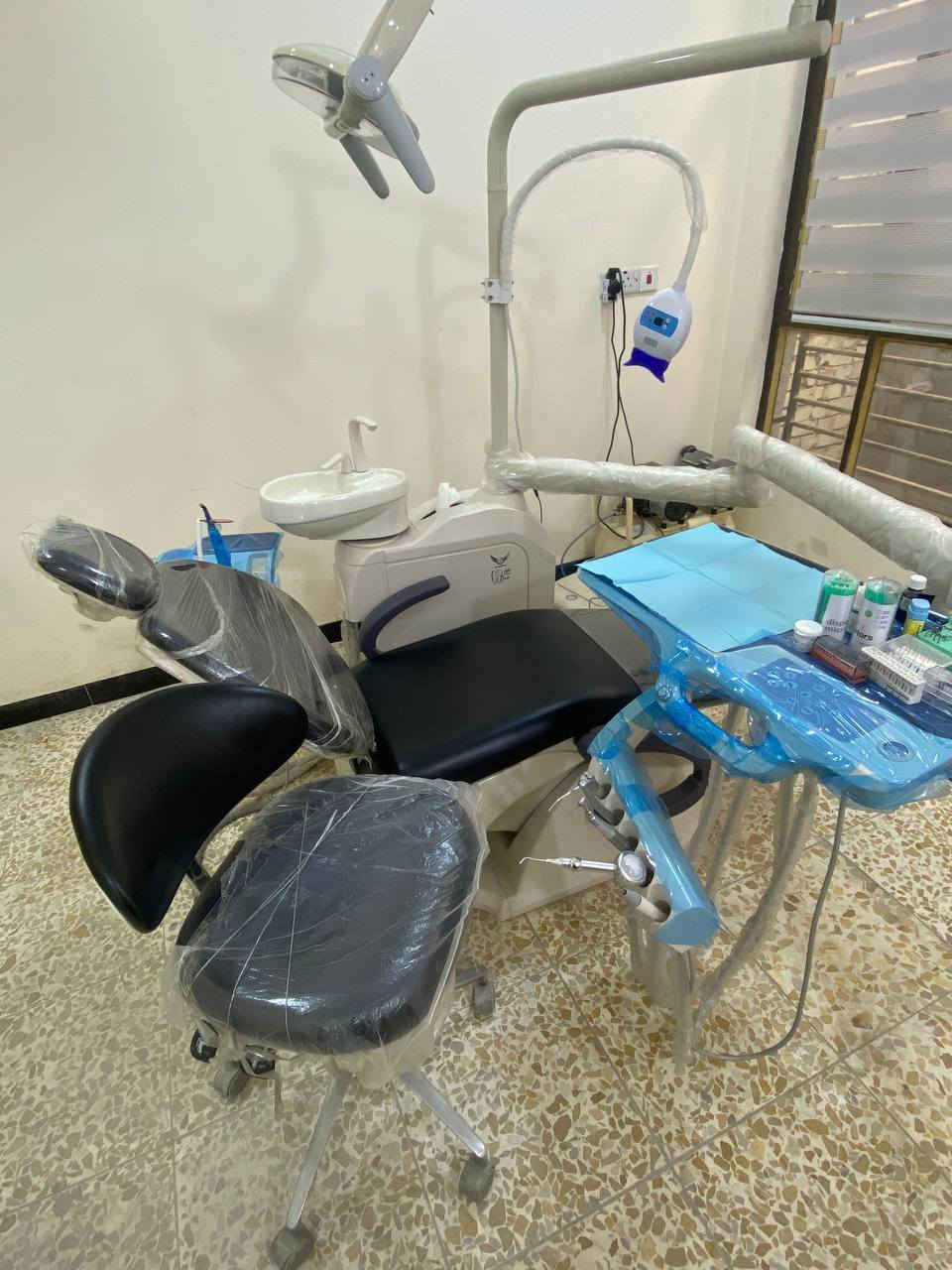 تفاصيل العيادة
🛑🛑🛑😍😍😍🧿

- جير شركة GLADENT اعلى فئة بيه هواي مميزات وبحالة ممتازة استخدام 20 بيشنت اذا مو اقل 
- كومبريسر ماطورين نفس شركة الجير
- اوتوكليف كلاس B 
- اشعة بورتبل شركة TOYOTA 
- سنسير شركة TOYOTA
- جهاز تبيض 
- ابكس لوكيتر
- روتري 
- ادوات قلع كاملة من فورسبسات وجزلات وايلفيتر 
-قطارة 18 لتر 
-لوب 
- ثلاجة 
-سبلت واحد طن 
-صندوق اسعاف + طفاية 
- ساحبة 
-ميز طبيب اسنان 
-كرسي طبيب اسنان 
-كرسي مريض 
-ثلاث هاندبيسات شركة gladent + تورباين اثنين واحد مستخدم واحد جديد بالباكيت شركة gladent
-لافتة ضوئية جبيرة 2x3
-اير بروفي

مواد 🛑🛑🛑🛑🛑🛑🛑🛑😍😍🧿
-حشوات كامله + بوند شوفو 
-باندات كلاس تو 5 باكيتات بالكلبس بعدهم مامستخدم 
-سيتين ادوات ستايل ايتاليانو + سيت عادي ايضاً مال كومبزت 
-مواد سيوجر بالباكيت مامفتوح بليدات ايضاً بالباكيت + الفوجل بالباكيت مامفتوح 
-مادة ديل كيورنك للفايبر بوست مامستخدم بالباكيت 
-فايبر بوست بالباكيت 
-وجات بانواع القياسات باكست كامل جديد 
-فايلات من 10-15-8 سيتات بالباكيت كاملة فايلات روتري ايضاً مواد اندو كاملة ري اندو كلش كامل  
- جي اي سي مستخدم حالة وحدة لكراون من الباكيت ايضاً كامل جديد 
-ادوات دسبوسبل كاملة 
-ادوات بريو برشات من ماوص رتكتر كله جديد 
-مواد كومبزت بولش فنش سيتات كامله جديدة
-بيرات فوك 100 بير مامستخدم الا قليل منهم 
-MTA جديد
-بلبوتك جديد مامستخدم
- فلورايد جديد مامستخدم
-تريات بيدو للفلورايد جديد مامستخدم
-مودلنك لكود مستخدم ربع العلبه
-كيريز ديكتور مستخدم مرتين فقط 
-تراكيزول جديد ماستخدم 

وبعد مواد ايضاً
عيادة كاملة وجديدة استخدام 3-4 اشهر فقط 

- سعير العيادة 8,500 ملاين 🛑🛑🛑🛑🛑🛑

وبيها مجال خاص تفاصيل ❤️‍🔥❤️‍🔥


**إذا كنت صاحب هذا الإعلان وتريد حذفه لأي سبب، رجاءا أرسل رسالة إلى الدعم الفني**