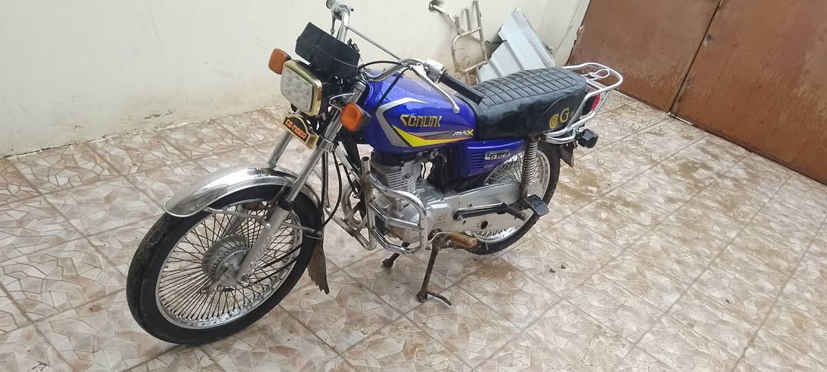 السلام عليكم تايكر 23 اربعه كير فول نضافه محرك مو مفتوح بلاديه بيع ومراوس للستفسار خاص او ***********
