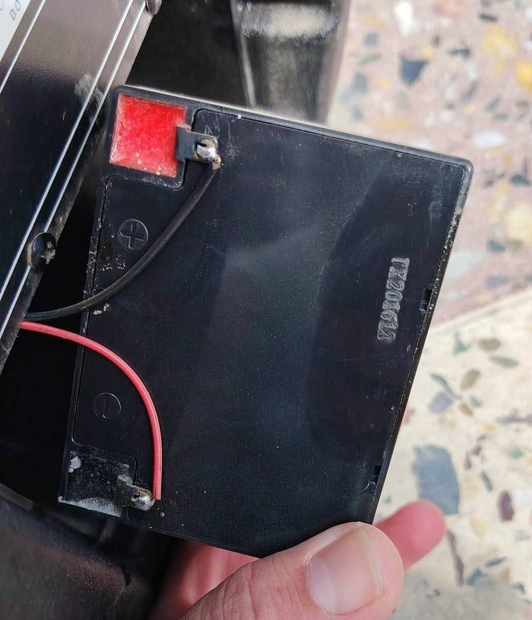 الهم صلي على محمد وال محمد متاح ديجي شرط مستخذم قليل وشرط شغل حالين يشتغل فقط كهرباء باتري ماله هابط تكدر تخلي باتري جديد يرجع يشتغل علا كهرباء وعلا شحن بعد الفحص السعر 50الف قفل 🤲👍


**إذا كنت صاحب هذا الإعلان وتريد حذفه لأي سبب، رجاءا أرسل رسالة إلى الدعم الفني**