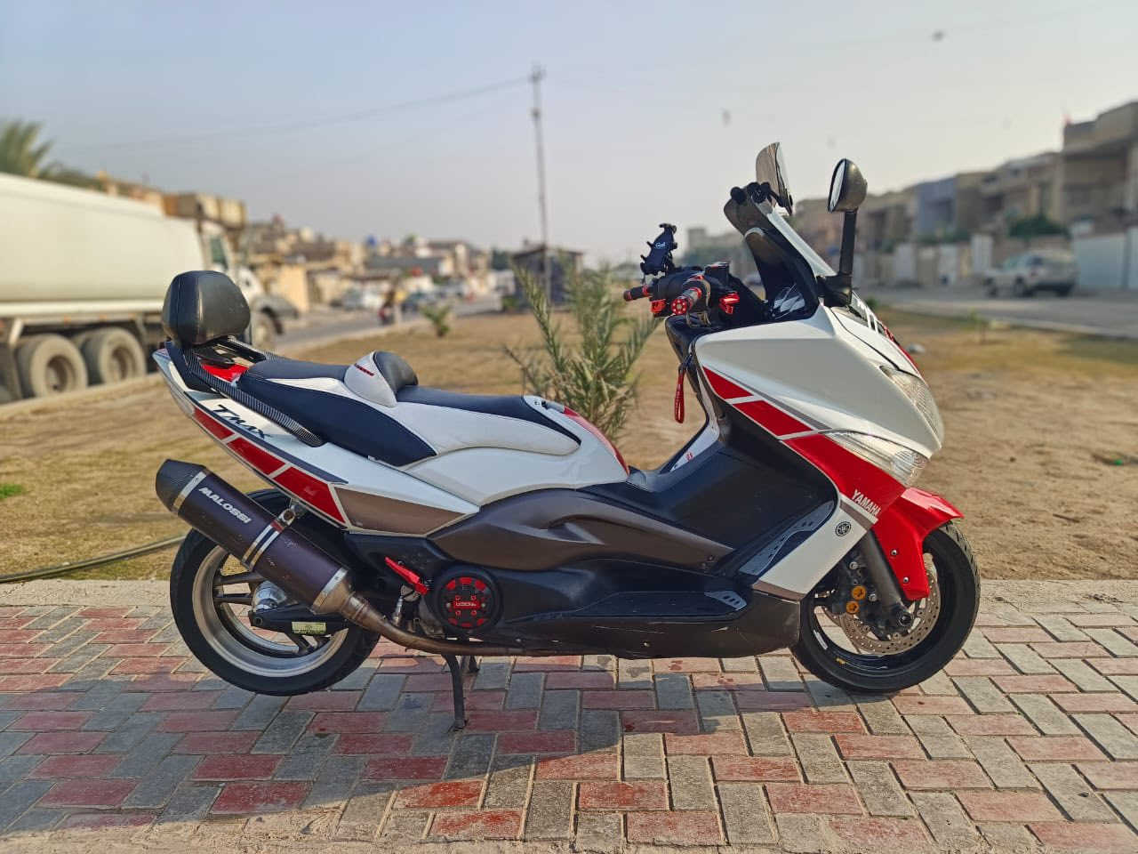 سلام عليكم شباب تي ماكس ٢٠١١داجه كفاله  مكينه مكفوله بيه كلج مالوسي دراجه بيه تزويد سعر 35ورقه العنوان مدينه الصدر رقم الهاتف ***********
