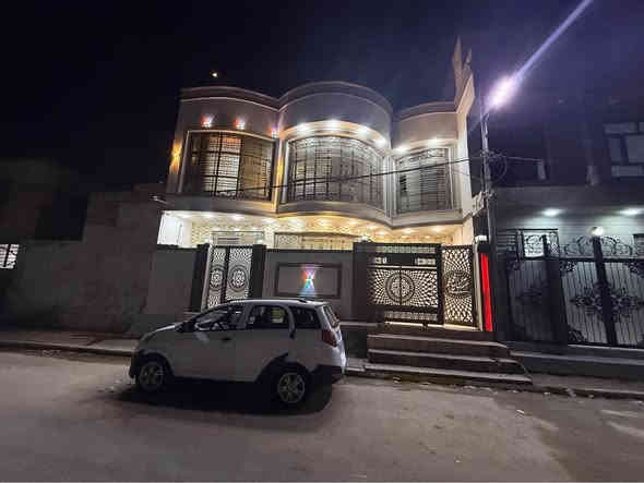 بيت مساحه ١٠٣متر طابقين ٣غرف نوم مطبخ صحيات عدد ٢استفبال  صاله كونكريت مسلح اساس كونكريت بناء درجه اولاً الفرات ثاني بيت عن الصب شارع مسجد الرسول السعر خاص للاتصال *********** ديوانية
