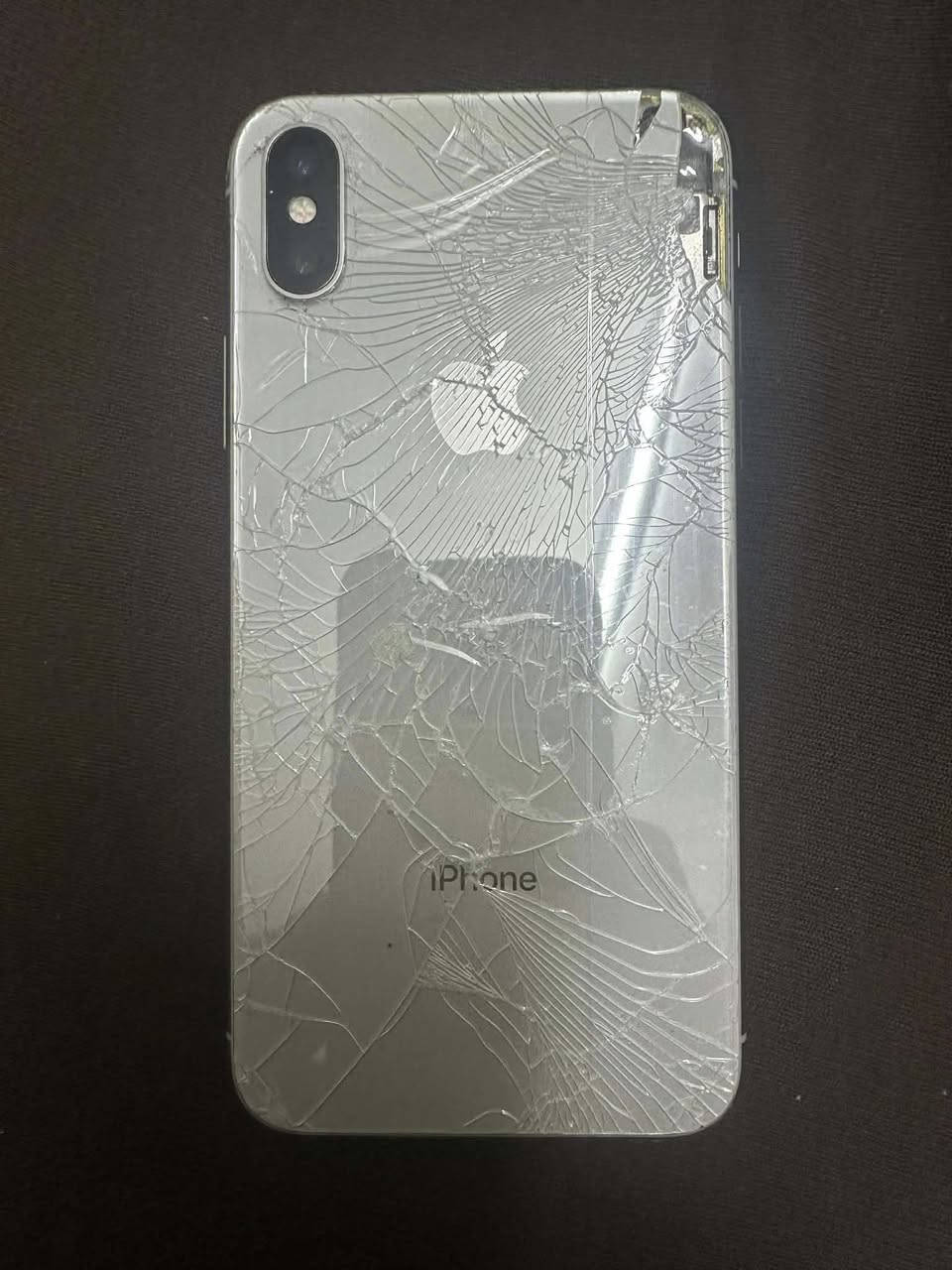 سلام عليكم شباب
آيفون اكس  للبيع بطاريه 100  فقط ضهره مكسور 
سعر 90الف جهاز شغال 
كركوك


**إذا كنت صاحب هذا الإعلان وتريد حذفه لأي سبب، رجاءا أرسل رسالة إلى الدعم الفني**