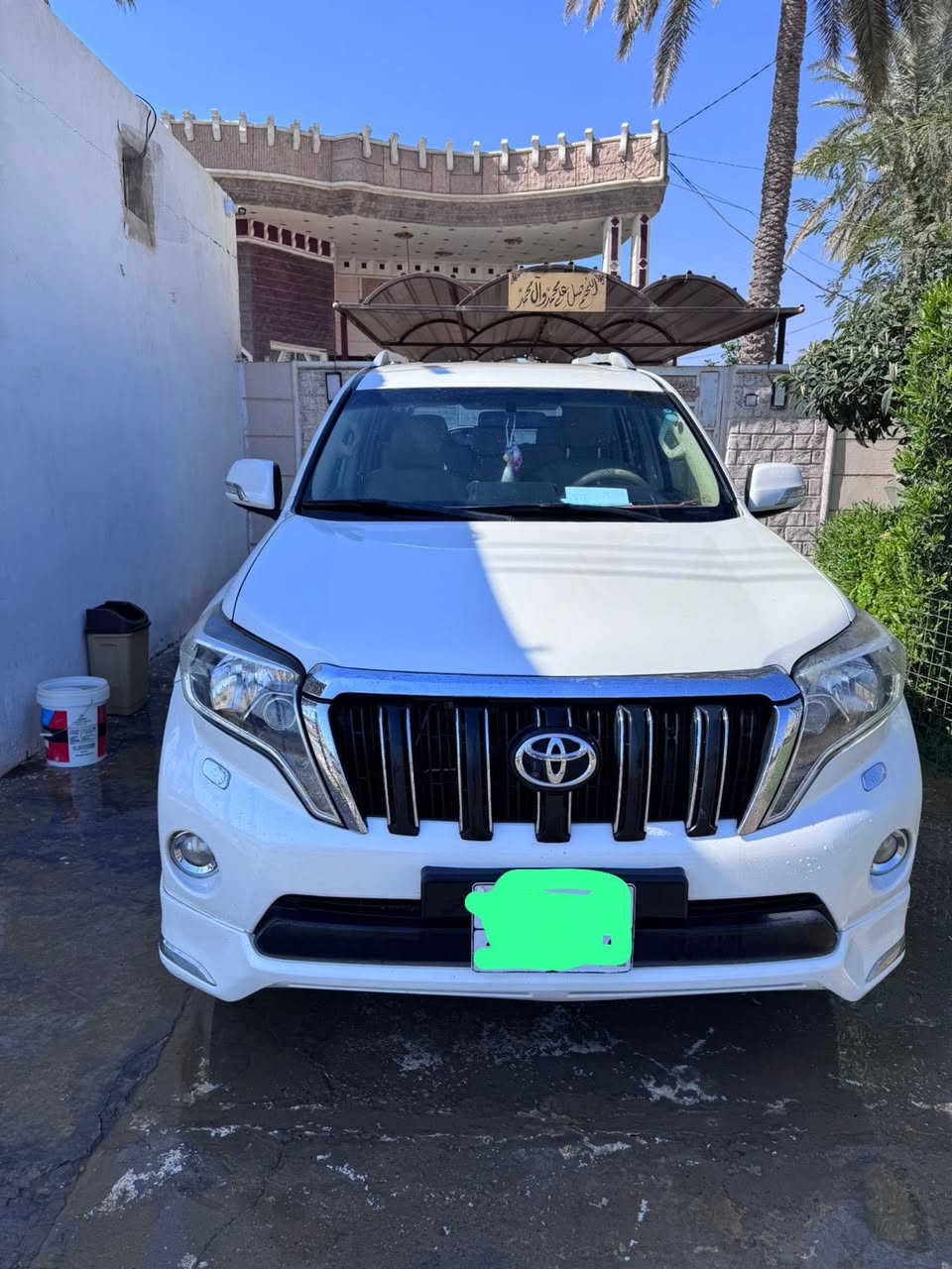 برادو TXL
موديل ٢٠١٤ 
اللون - صدفي 
الرقم - سليمانية 
4 سلندر 
نظيفة جدا 
العنوان - ديالى

***********
