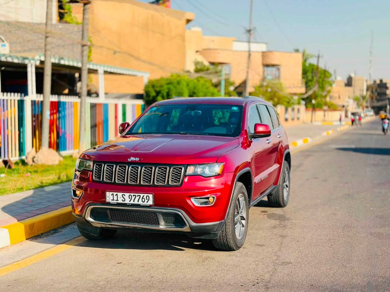 السلام عليكم السعر 144
جيب 18 لمتدد فول عده فتحه 
حادث امريكة طخطخات اني ابيع عام 
لغد شاصي كير مكينه كفالة عامه تبريده صدر كله جديد رقم بغداد بسمي 
تحكم مقود جهتين
توقف ذاتي 
حساسات اماميه خلفيه
فور ويل 
دبل كشن كهرباء
تدفئة كشنات اماميه وخلفيه
جنطه كهرباء 
فور ويل 
بصمه كشناات جلد
خزن كشن السايق ميموري 
بغداد ***********
