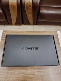 ٤٠٨٠ إس • جيجابايت • قفل