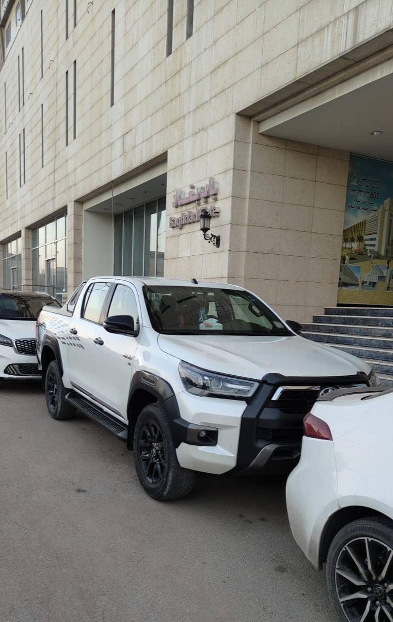 سلام عليكم ***********
ادفنجر سعودي اصل دبل سنتر 2021 رقم بغداد دولي الجديد  السياره مكفوله 
كفاله عامه من الصبغ والبارد  سته سلندر نوع الوقود بانزين فول مواصفات اوتماتيك فور ويل داخل اسود بصمه تشغيل بصمه ابواب ماطور هوا شركه هوه وعدته الشراي يتصل المكان كربلاء  الحيدريه خان النص
