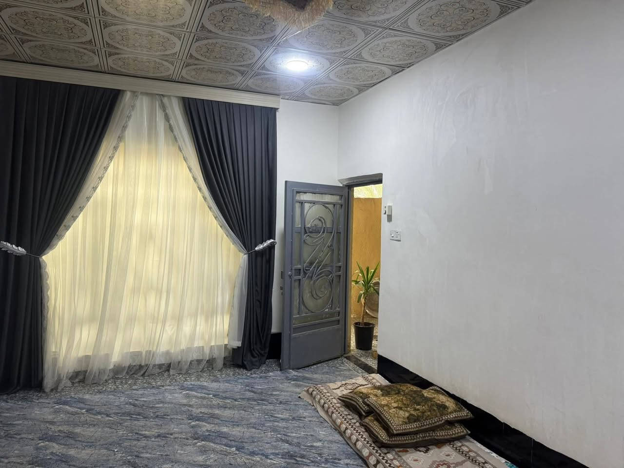 السلام عليكم
يعلن مكتب الخبير للعقارات
وجود دار زراعي للبيع مساحه 145متر طابقين

بلتقسيط بلتقسيط بلتقسيط بلتقسيط بلتقسيط بلتقسيط بلتقسيط بلتقسيط بلتقسيط بلتقسيط بلتقسيط بلتقسيط

الموقع //شارع المدرسه الدينيه 

الطابق الأول //استقبال ومطبخ وغرفه نوم وصاله ومجموعة صحيات داخليه وخارجه

الطابق الثاني غرفتين نوم

السعر ://48 مليون

تدفع //25 وكل شهر حسب الاتفاق

للاستفسار مراجعة المكتب مقابل مركز الشباب الدوب
للاستفسار الاتصال ***********
