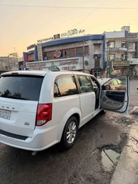 للبيع SXT موديل 2018 بيبان كهرباء كشنات منفصله جاهزه من كلشي 077163888...