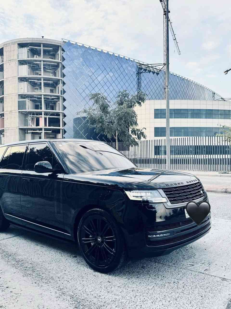 ‏RANGE ROVER VOUGE
رانج روفر فوك

ألموديل :2023 ( وارد امريكي )

العداد : 22000 km

محرك : 8 سلندر 

السياره رقم بغداد 

سعرها 85000$ الف 

مكان السياره المنصور

للاستفسار

***********
