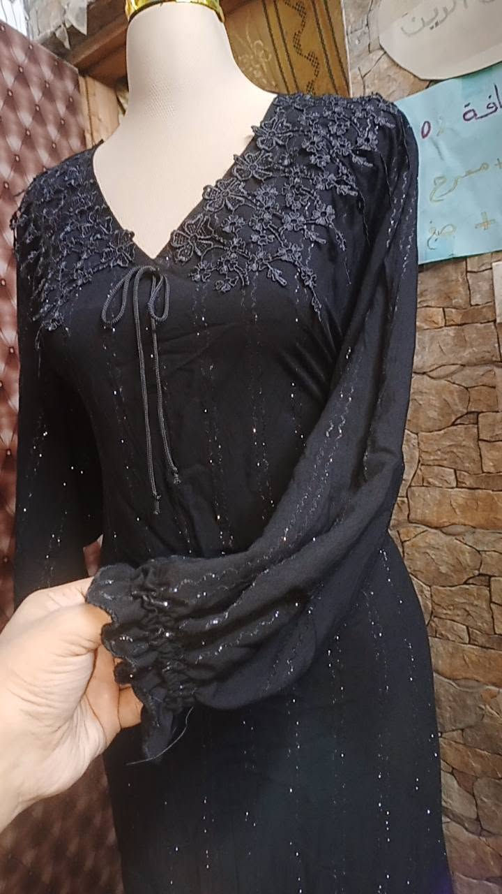 العنوان سوق رضا قرب جامع الكبيسي***********
