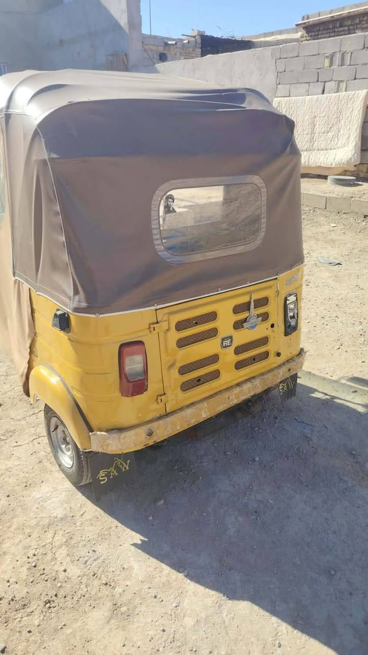 موديل 20 باوراق استنساخ الاصليات ضايعات سعرها ثلاثه وربع وبيها مجال
***********
